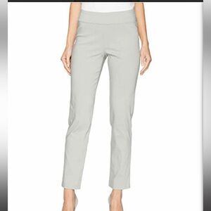 Elegant Women's Gray Cropped Pants